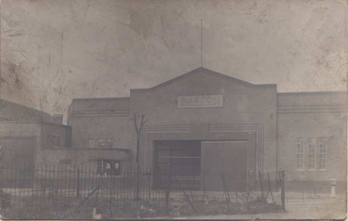 Barton's Bus Depot