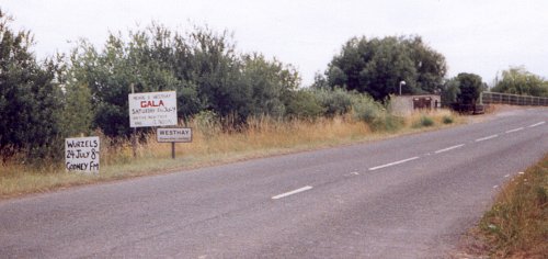 Approching Westhay from Blakeway